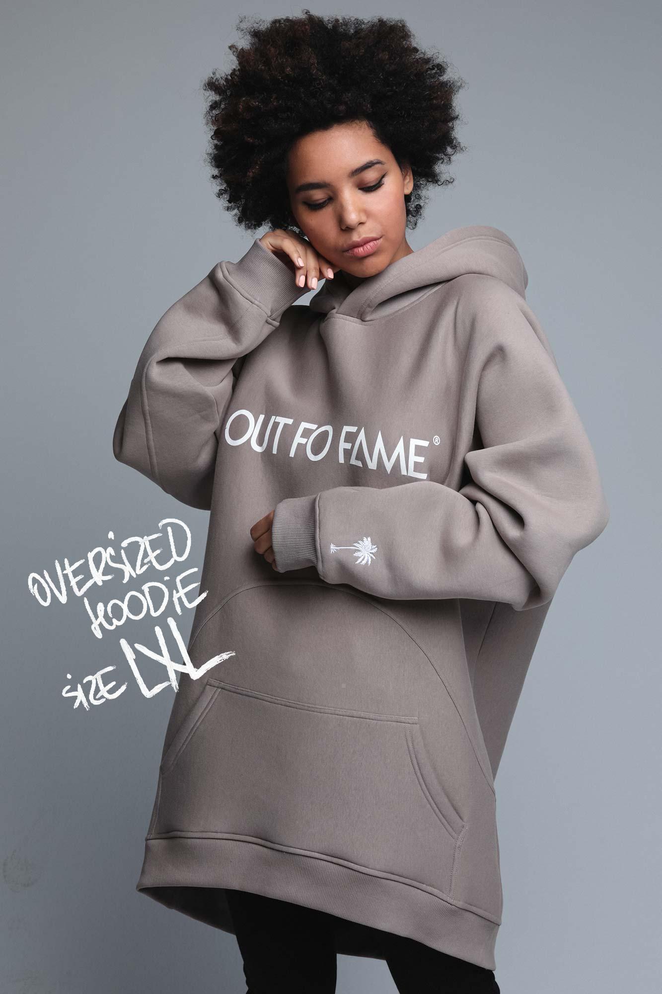 Oversize худи песочного цвета с печатью OUT FO FAME 