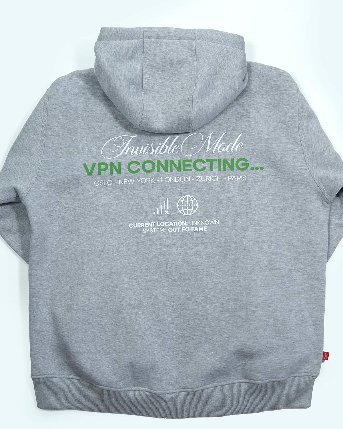 Принт VPN на сером зип-худи от OUT FO FAME