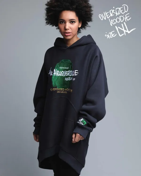 Женское oversize графитовое худи с вышивкой OUT FO FAME