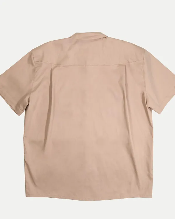 Мужская бежевая рубашка в стиле workwear с коротким рукавом и ретро-принтом The Hamptons South Fork Marine.
